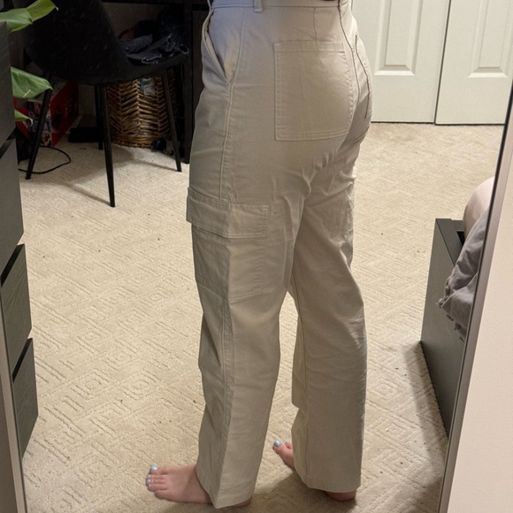 Hollister Dad Cargo Pants - Picture 2 of 4